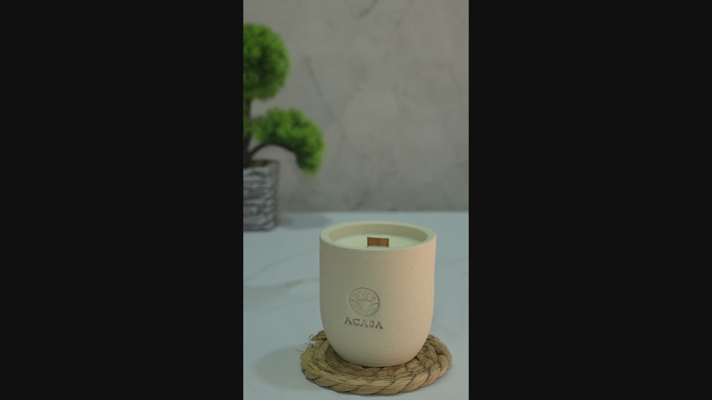 ACASA Handmade Vanilla Scented Candle, 240 g – Natural Essential Oils, Wooden Wick, Reusable Pottery Jar